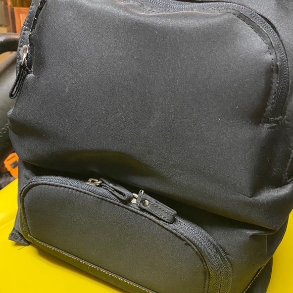 Medela backpack pump - Picture 2 of 3